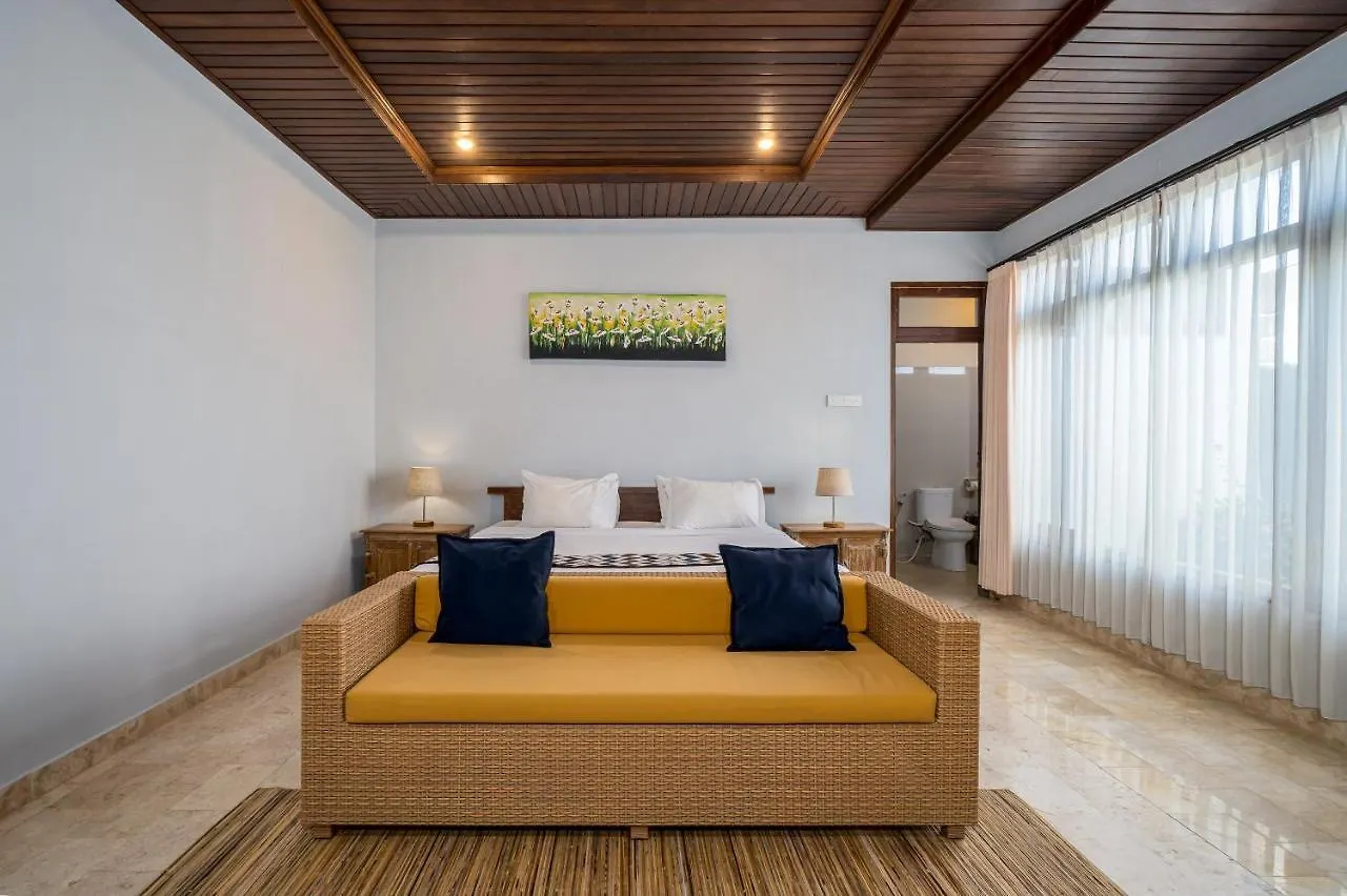 Villa Kori Bali Kubu, 9 People Maximum, Close To Seminyak Beach 0*, スミニャック